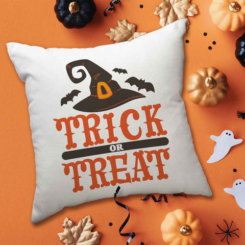 Bedrucktes Kissen mit Spruch Trick or Treat