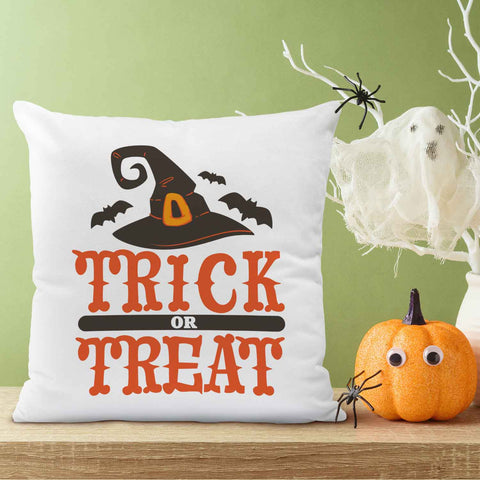 Bedrucktes Kissen mit Spruch Trick or Treat