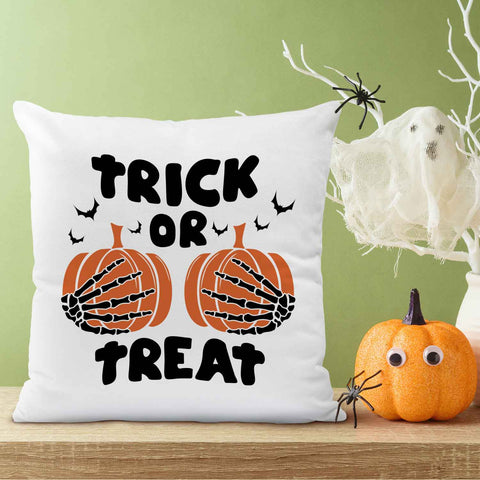 Bedrucktes Kissen mit Motiv Trick or Treat Skelett