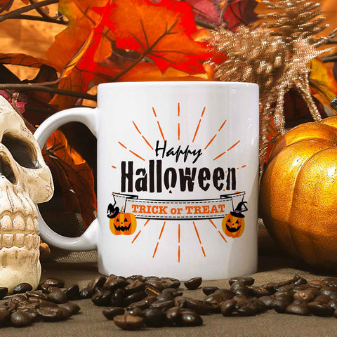 Bedruckte Tasse mit Motiv im Happy Halloween Design