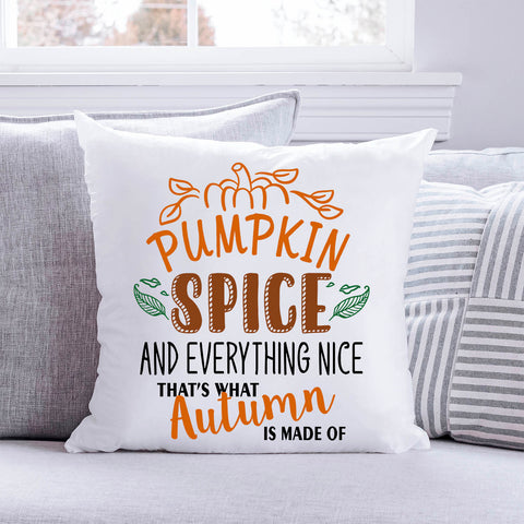 Bedrucktes Kissen mit Spruch Pumpkin spice and everything nice