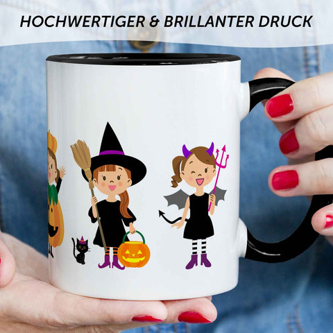 Bedruckte Tasse mit Motiv im Kinderkostüme Design