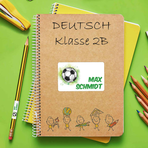 Schuletiketten mit Namen - Fußball Design - 100 Aufkleber in verschiedenen Größen