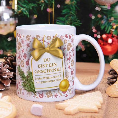 Bedruckte Tasse mit Weihnachtsmotiv im Du bist ein Geschenk Design